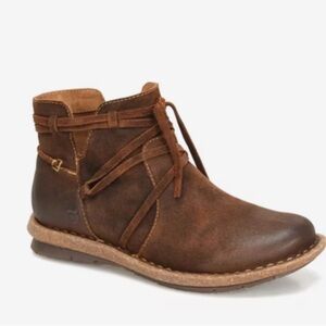 Born brown suede Leather Ankle Boots